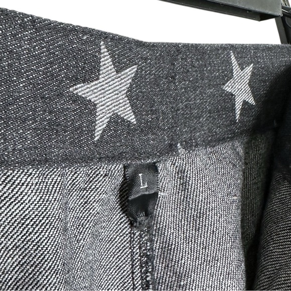 Vintage graphic denim shorts - Picture 7 of 7